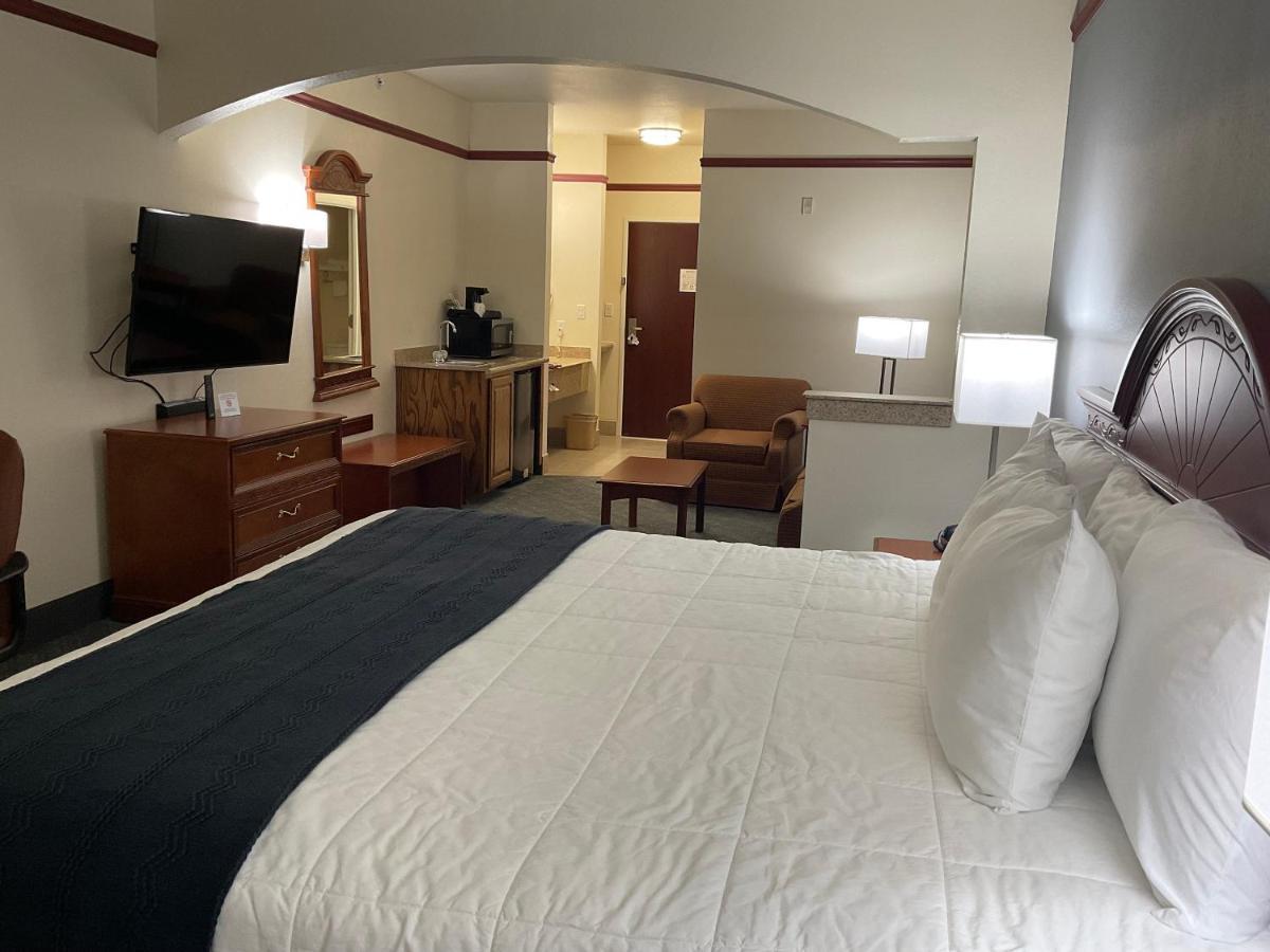 Budget Host Inn And Suites Cameron Екстер'єр фото